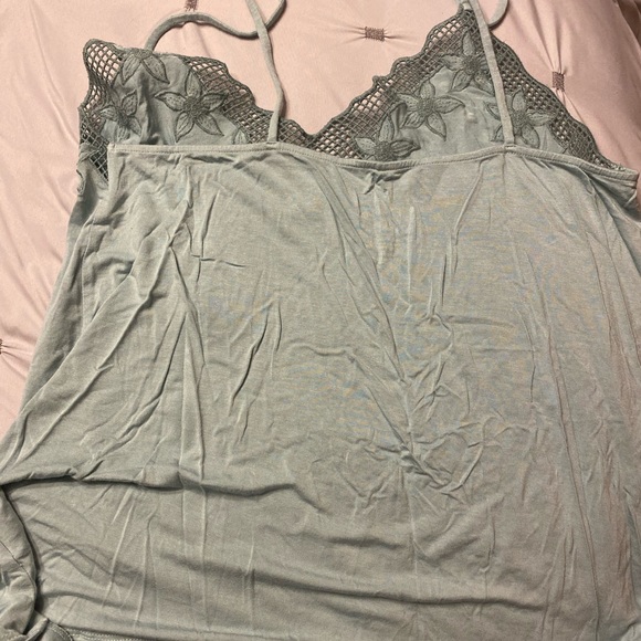 american eagle loose tank top - Picture 3 of 3